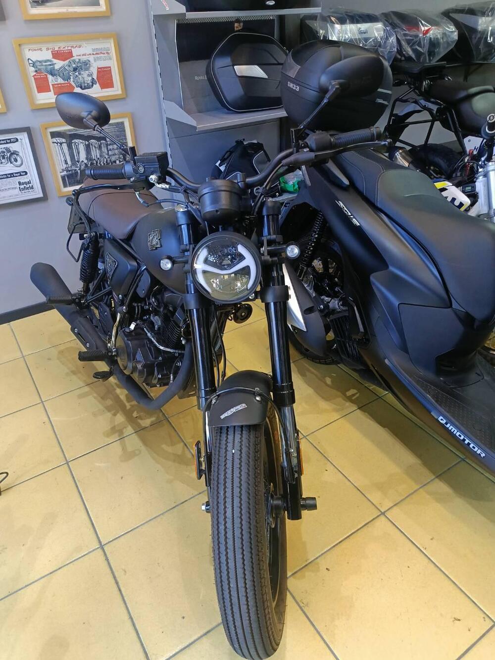 Archive Motorcycle Scrambler First (2023 - 25) (2)