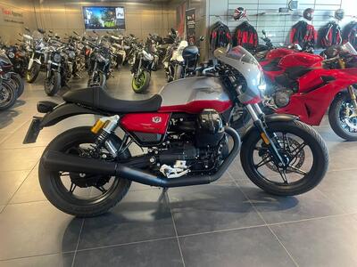 Moto Guzzi V7 Stone Corsa (2023 - 25) usata
