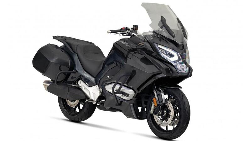 Dalle retr&ograve; alle touring: Mash cambia rotta con la nuova GT 750. La nuova sfida del marchio francese