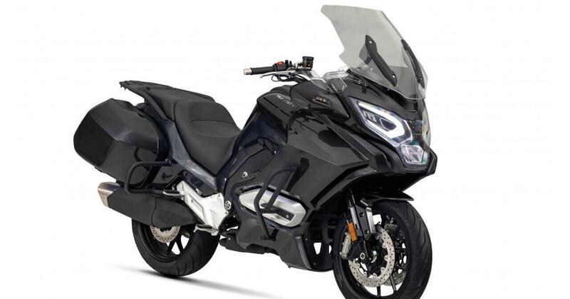 Dalle retr&ograve; alle touring: Mash cambia rotta con la nuova GT 750. La nuova sfida del marchio francese