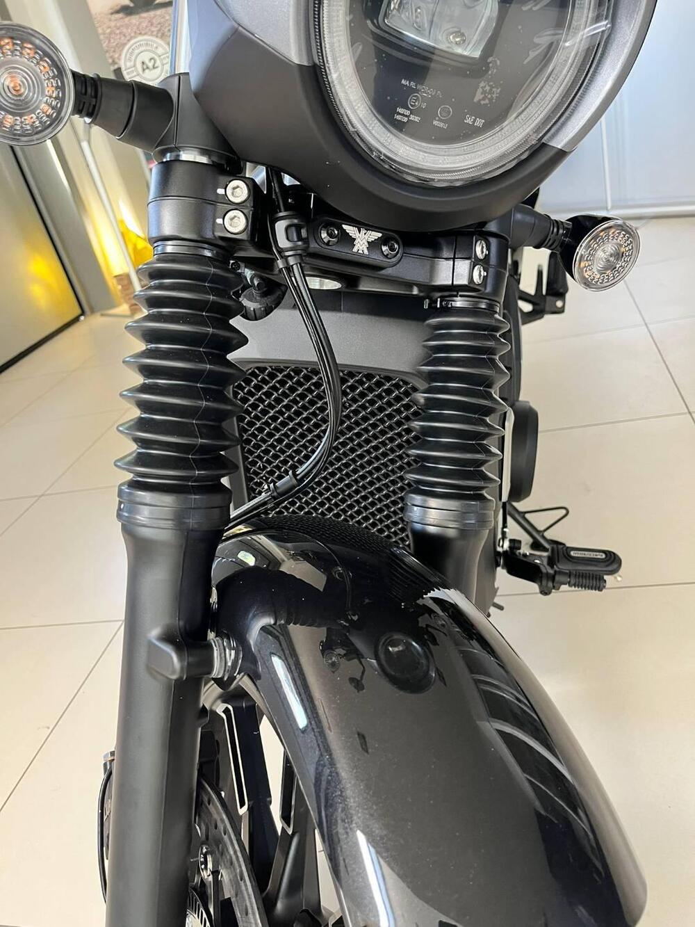 Moto Morini Calibro Custom (2024 - 26) (4)