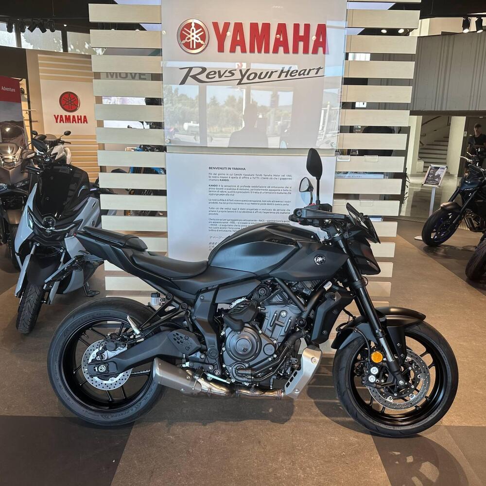 Yamaha MT-07 Y-AMT (2025 - 26)