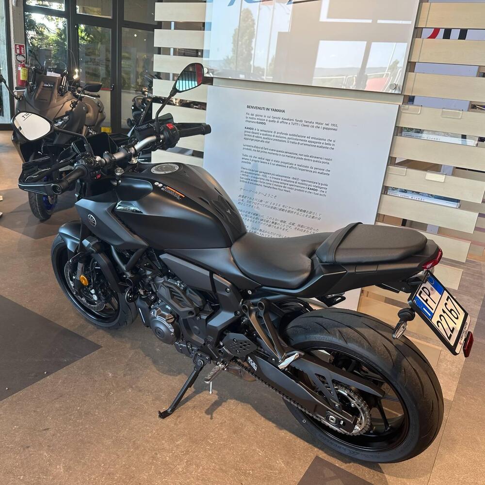 Yamaha MT-07 Y-AMT (2025 - 26) (9)