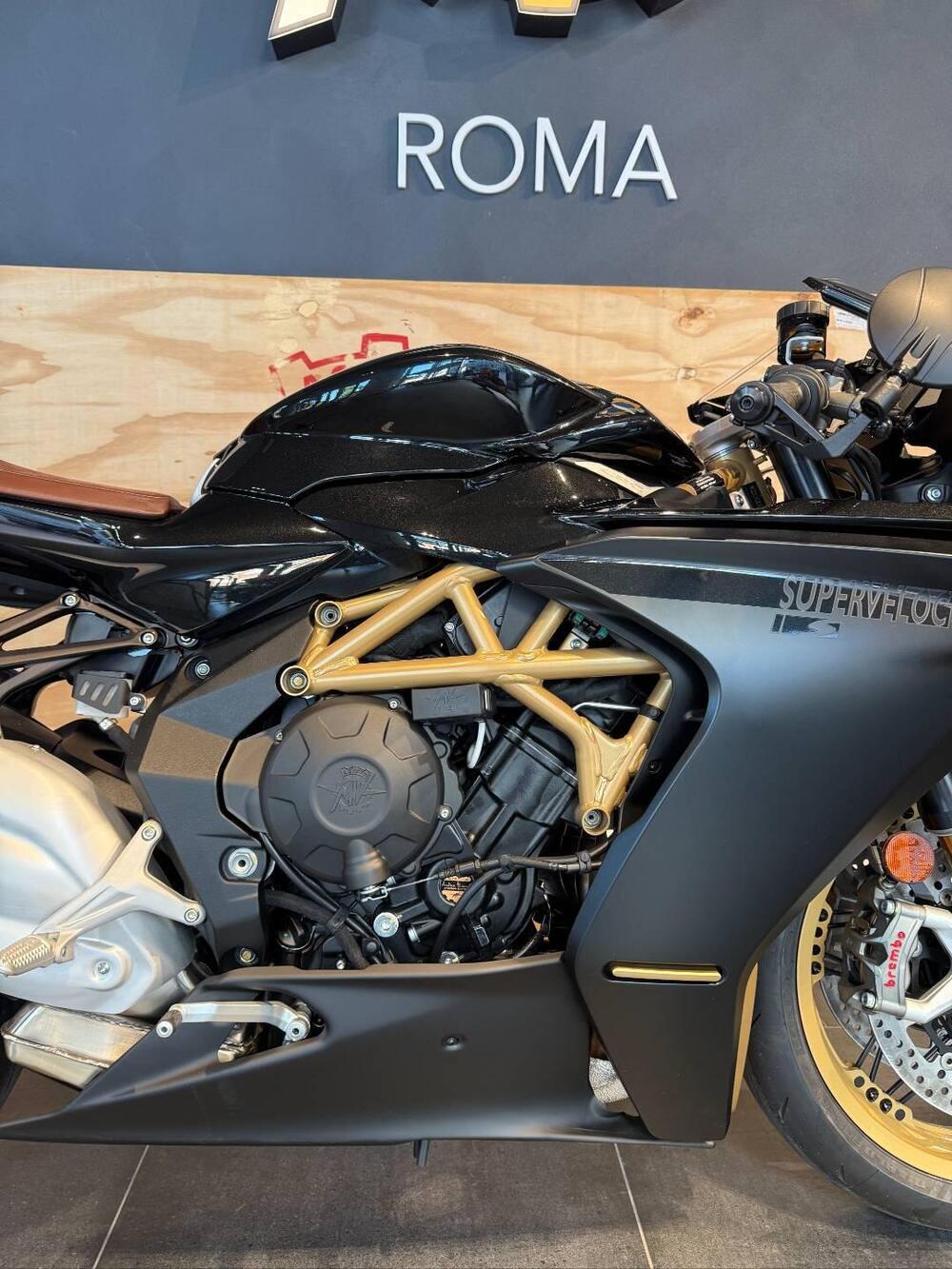 MV Agusta Superveloce 800 S (2021 - 25) (7)