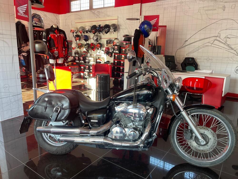 Honda VT 750 Shadow Black Spirit (2007 - 16) (2)