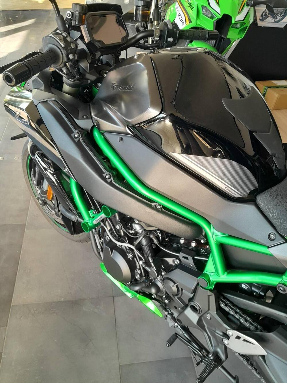 Kawasaki Z H2 SE (2021 - 24) (4)