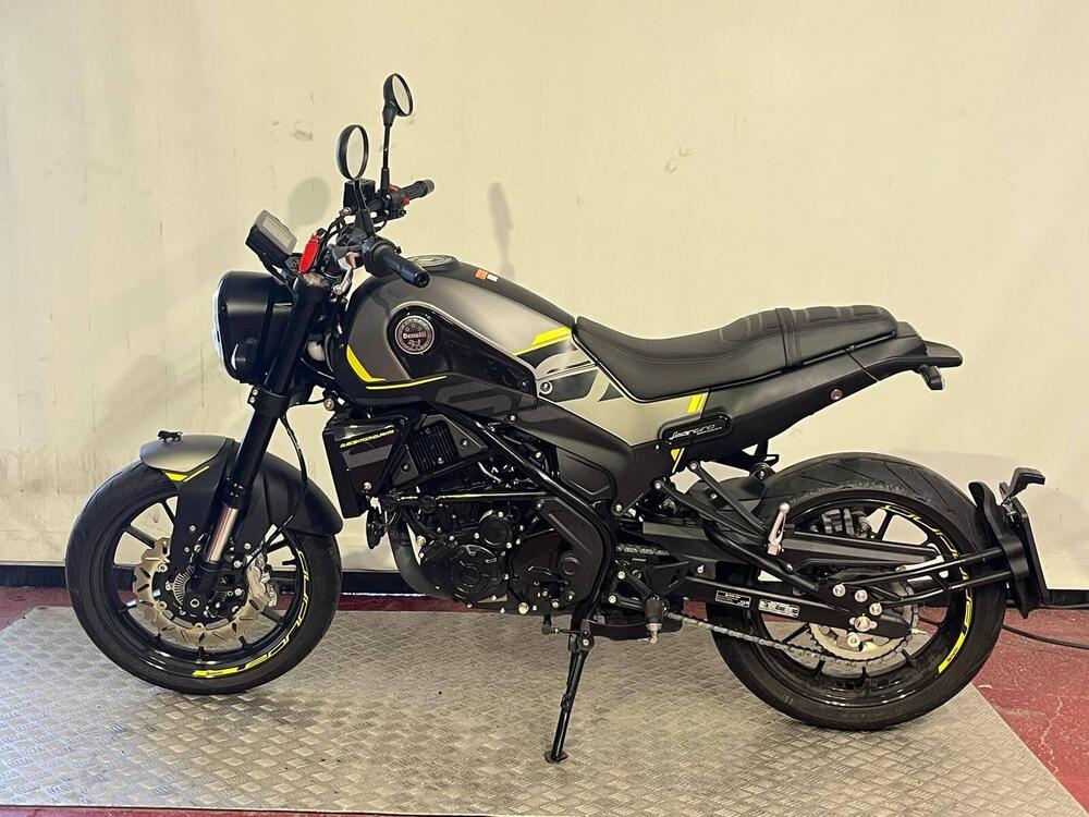 Benelli Leoncino 250 (2021 - 25) (2)