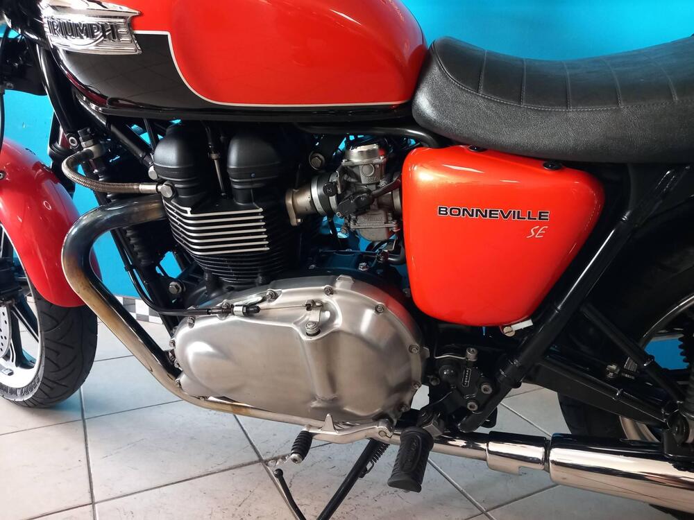 Triumph Bonneville SE (2009 - 13) (18)