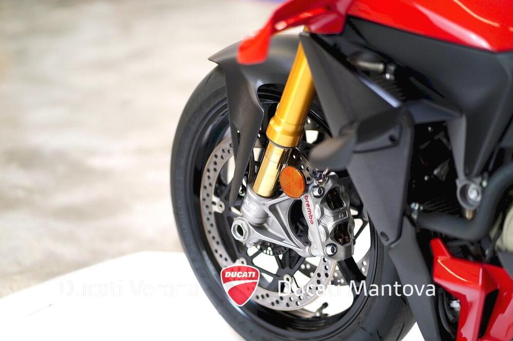 Ducati Streetfighter V4 S (2025) (15)