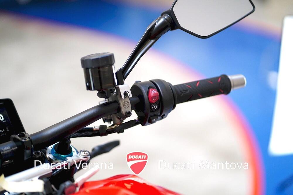 Ducati Streetfighter V4 S (2025) (18)