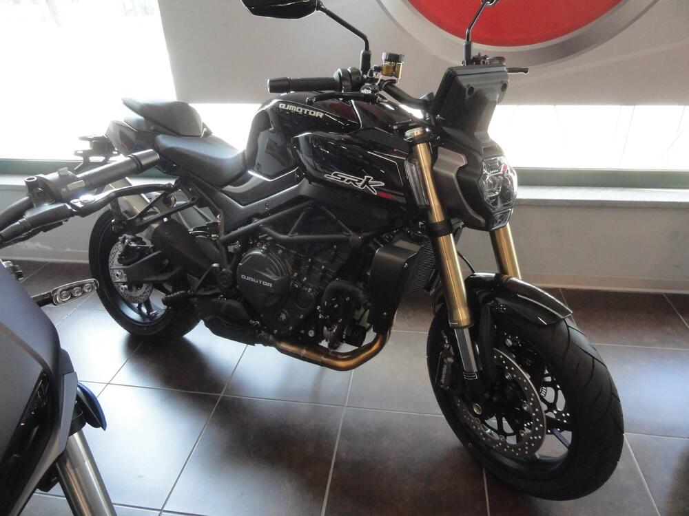 QJ Motor SRK 900 (2025 - 26)