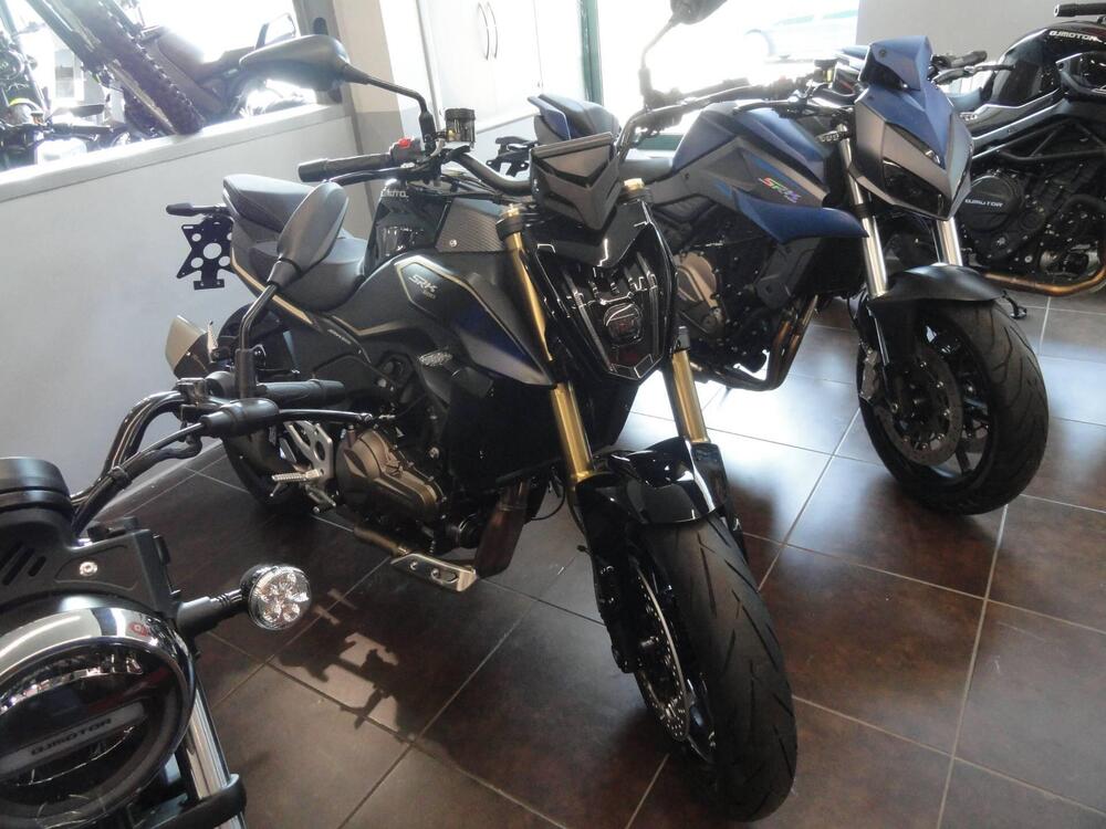 QJ Motor SRK 600 (2025 - 26)