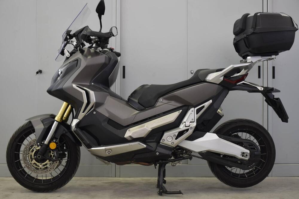 Honda X-ADV 750 (2017) (2)