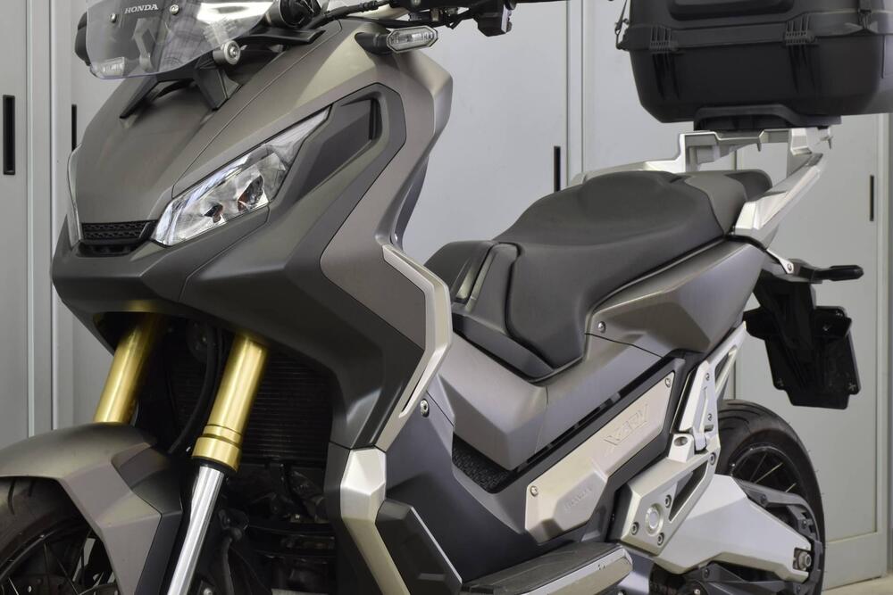 Honda X-ADV 750 (2017) (3)