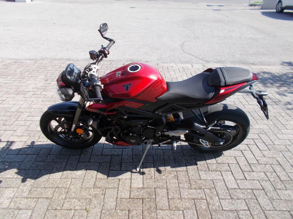 Triumph Street Triple 765 RS (2023 - 26) (2)