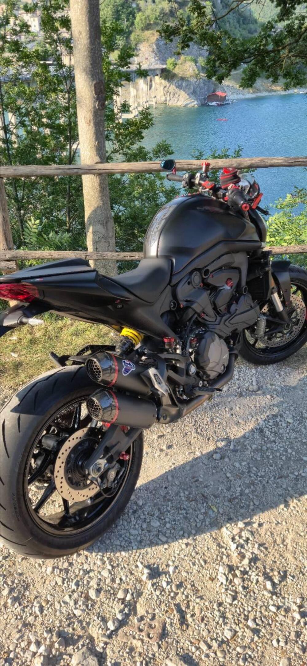 Ducati Monster 937 + (2021 - 25)