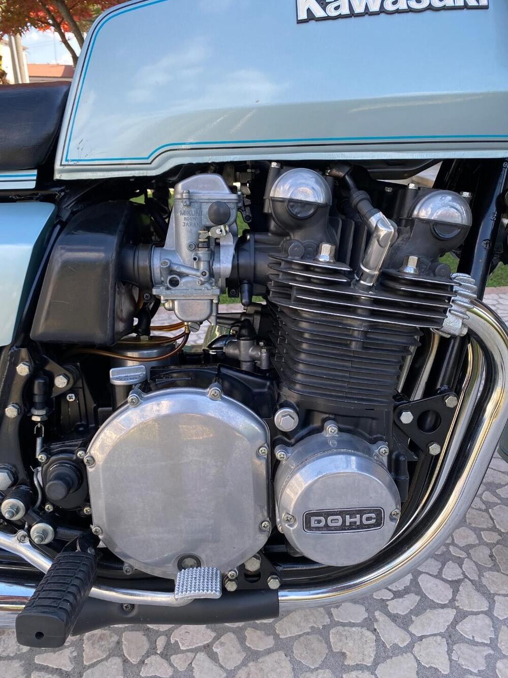 Kawasaki Z1000 z1-R (8)