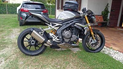 Triumph Speed Triple 1200 RS (2021 - 24) usata