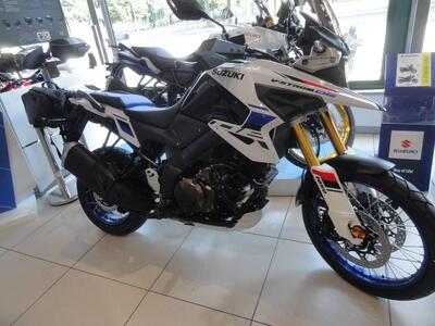 Suzuki V-Strom 1050DE (2025) nuova