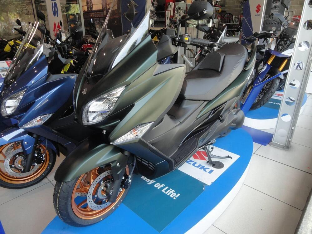 Suzuki Burgman 400 (2025 - 26)