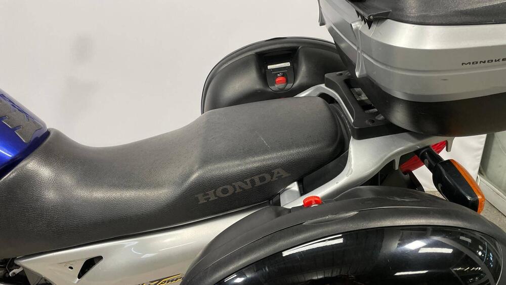 Honda Transalp XL 650V (2000 - 04) (17)