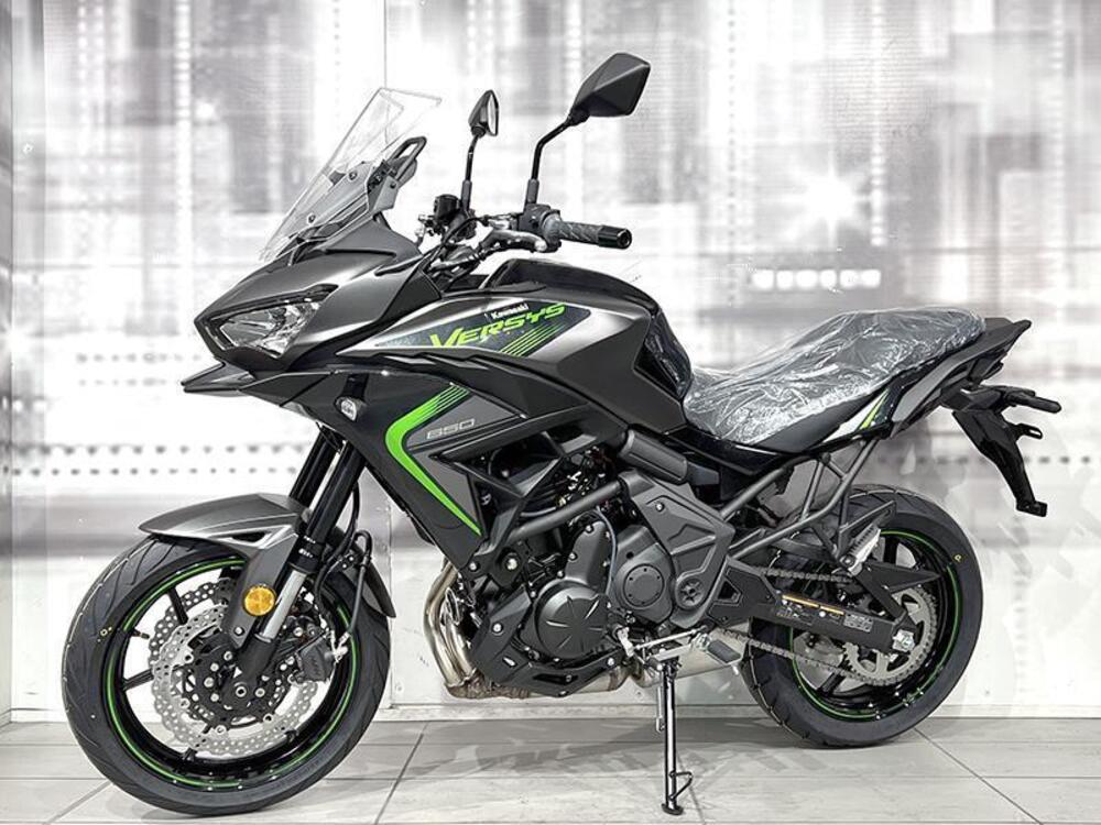 Kawasaki Versys 650 (2025 - 26) (7)