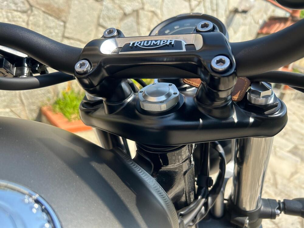 Triumph Street Twin 900 (2021 - 22) (15)