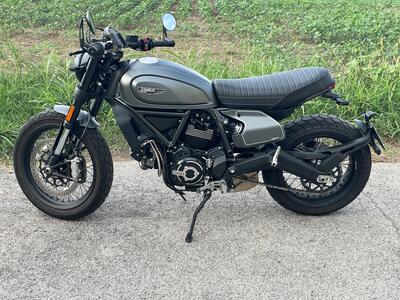 Ducati Scrambler 800 Night Shift (2021 - 22) usata
