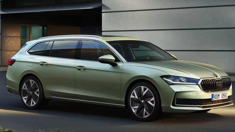 Skoda Superb Wagon: scende in campo e le ha tutte contro. Top e Flop