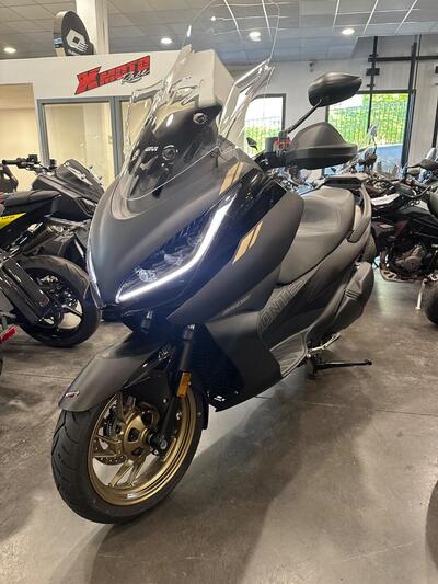 Zontes ZT350-E (2023 - 25) usata