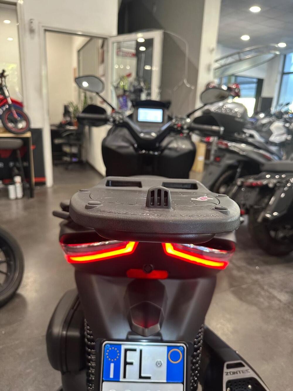 Zontes ZT350-E (2023 - 25) (6)