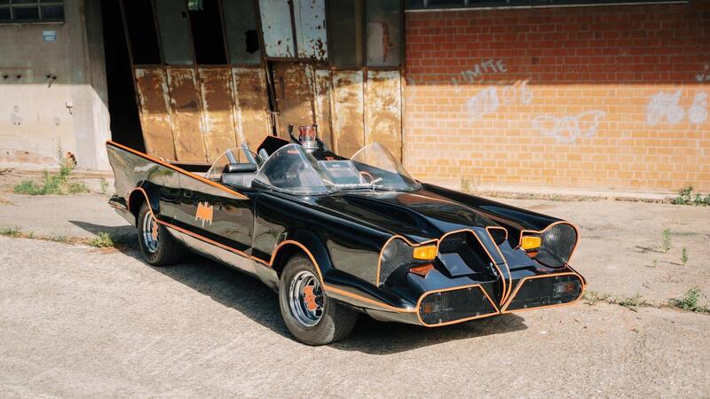 La vera Batmobile &egrave; in vendita, ma chi sar&agrave; il futuro Batman?