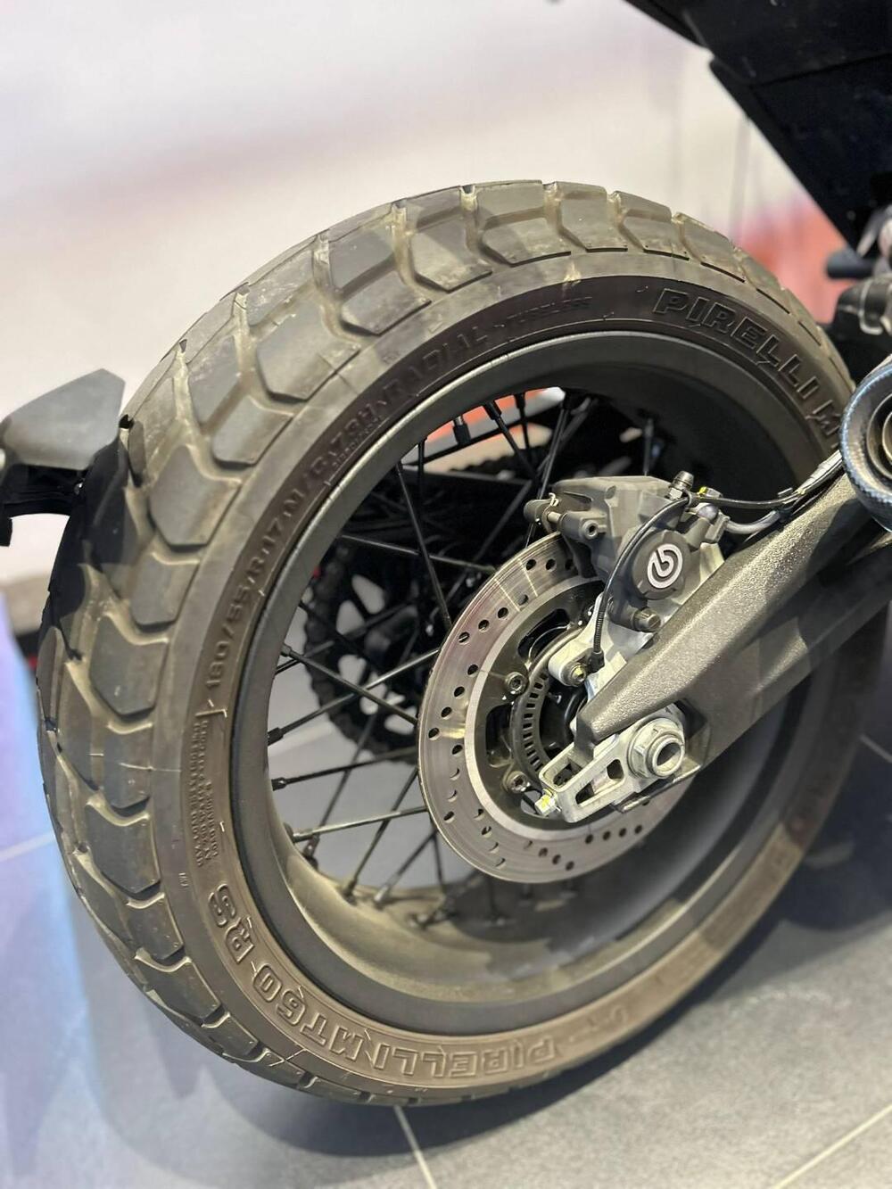 Ducati Scrambler 800 Icon Dark (2025) (9)