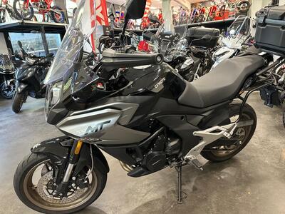 CFMOTO 700MT (2024 - 25) usata