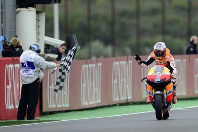 MotoGP 2025. GP di Austria. Casey Stoner torna su una MotoGP! Ma &egrave; solo una parata
