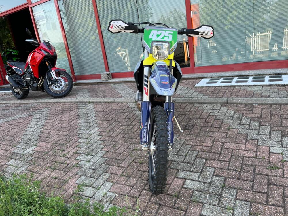 Husqvarna TE 250 (2025) (5)
