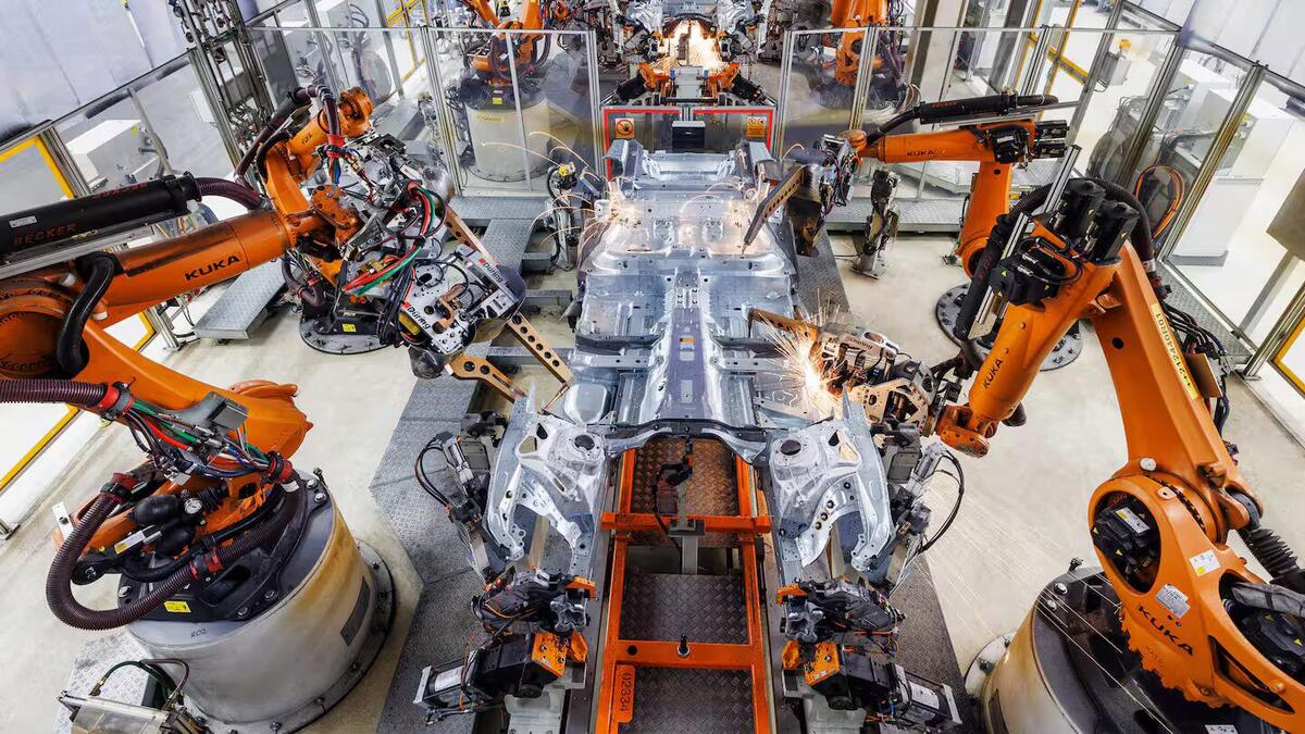Audi, BMW e Mercedes: l’intelligenza artificiale entra sempre di più nelle fabbriche
