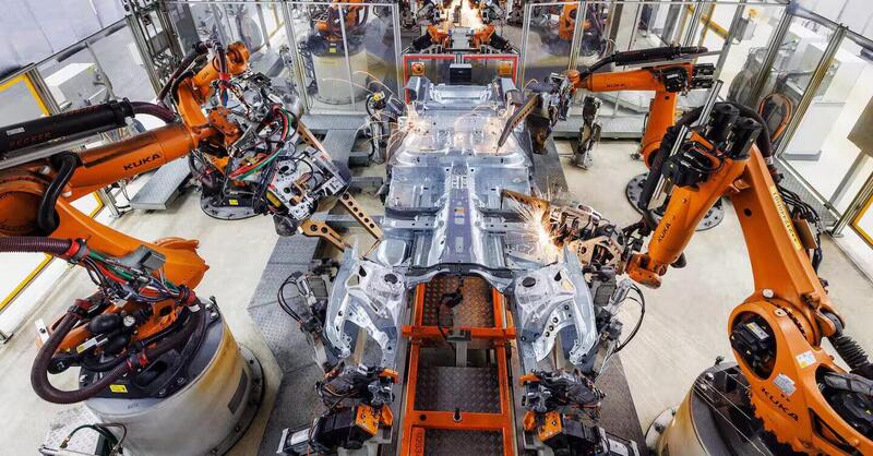 Audi, BMW e Mercedes: l&rsquo;intelligenza artificiale entra sempre di pi&ugrave; nelle fabbriche