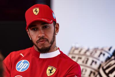 Formula 1, Villeneuve su Hamilton: &quot;Deludente in Ferrari. Nel 2026 si resetter&agrave; tutto e la macchina sar&agrave; costruita per lui&quot;