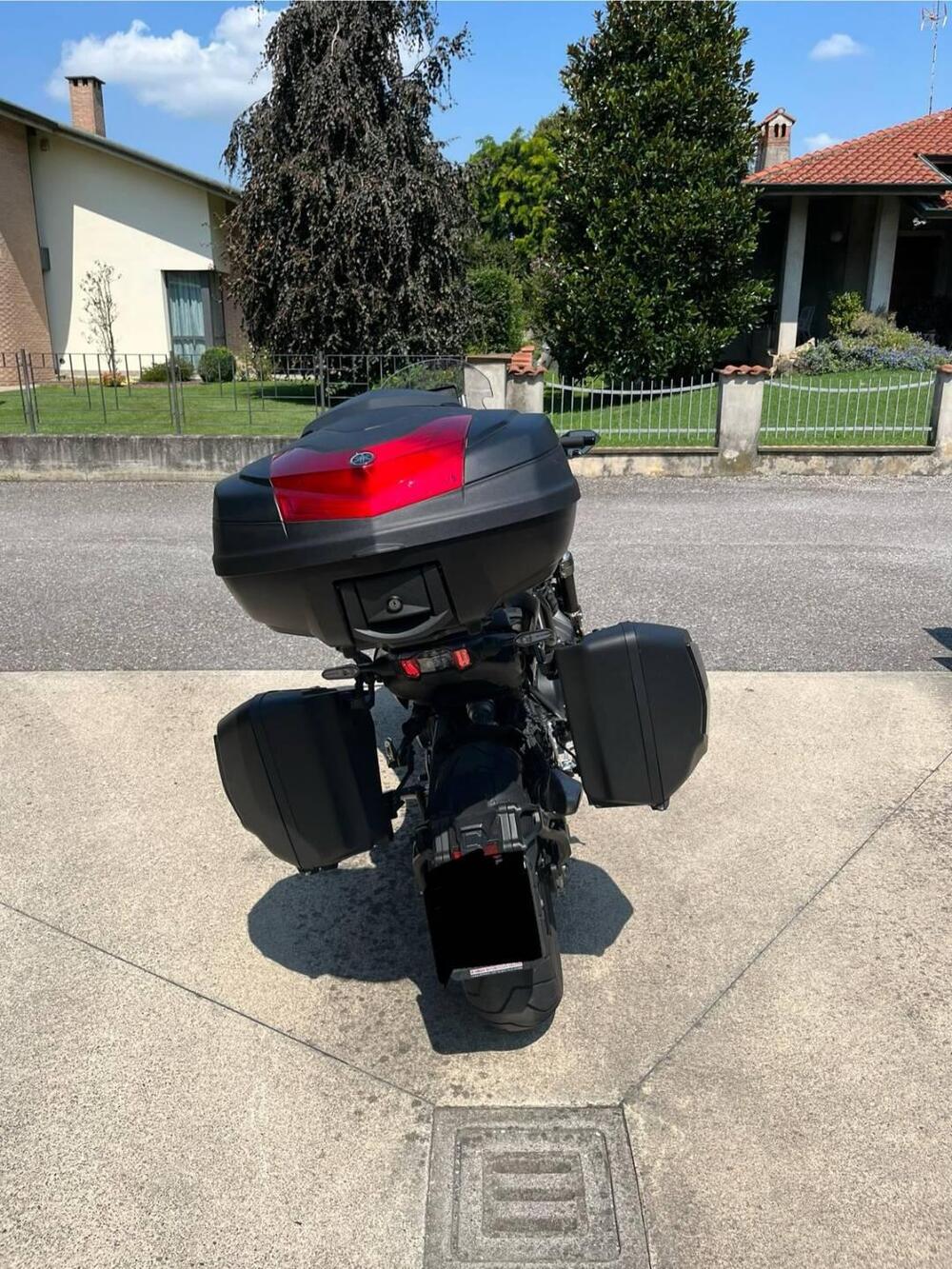 Yamaha Niken 890 GT (2023 - 26) (7)