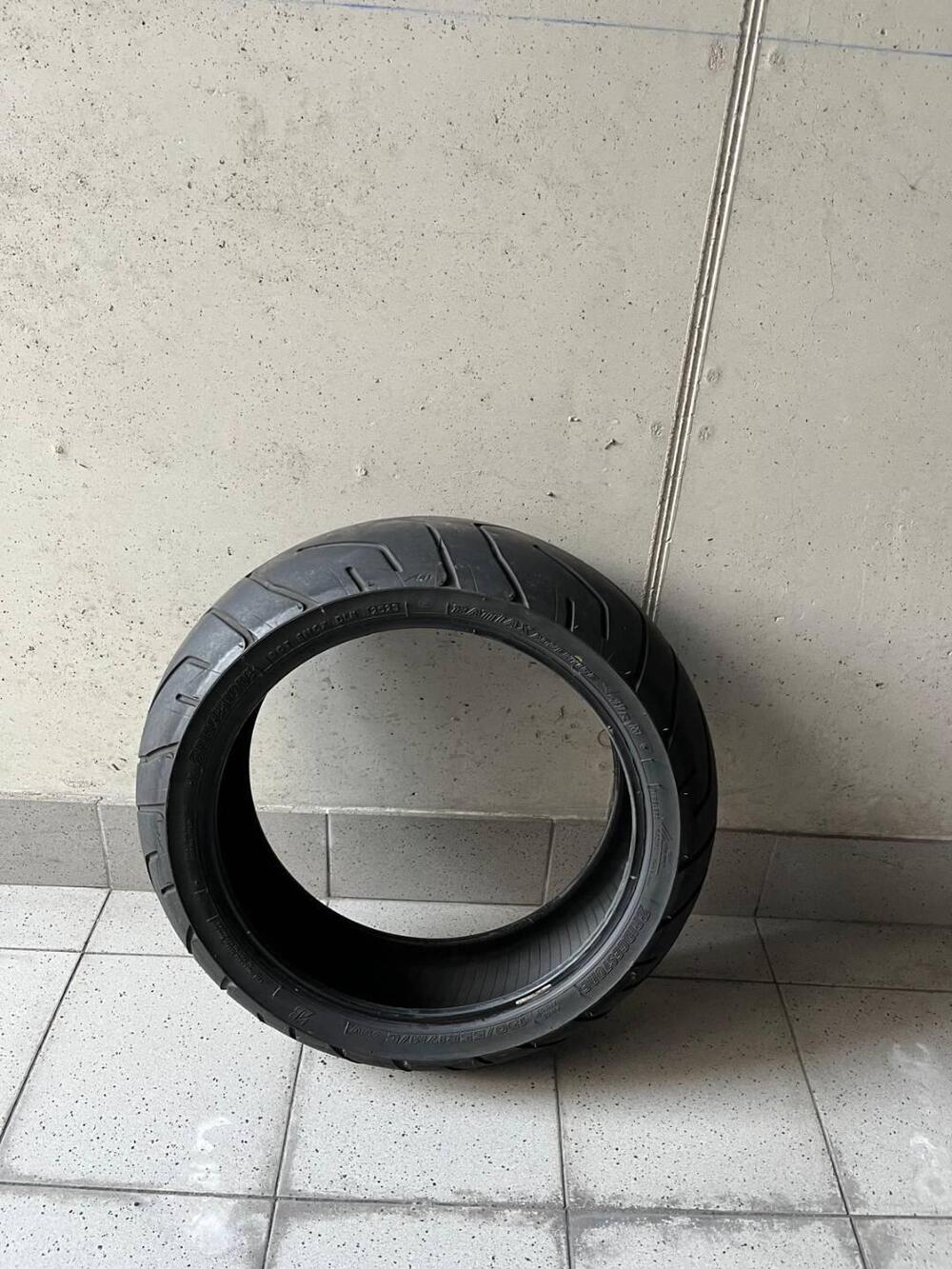 Yamaha Niken 890 GT (2023 - 26) (9)