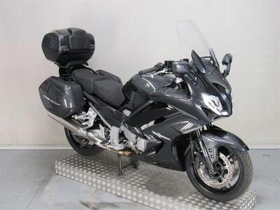 Yamaha FJR 1300 AE (2012 - 15) usata