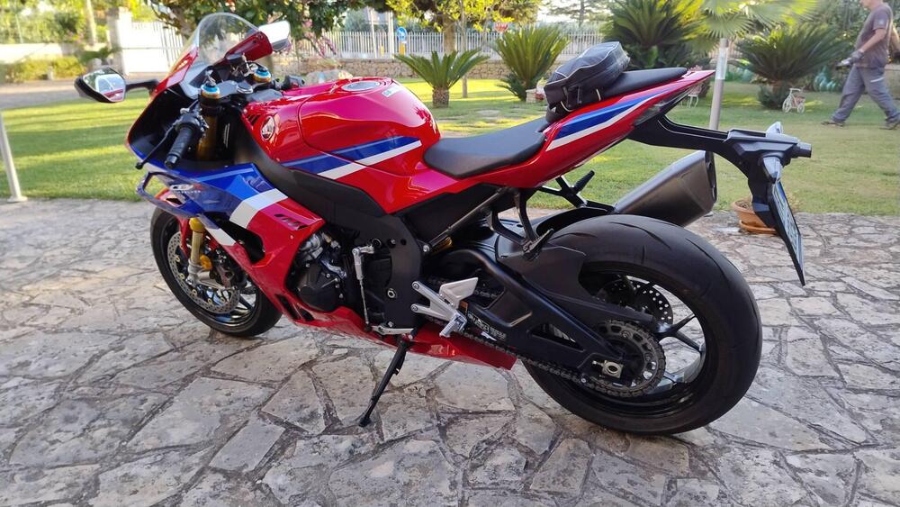 Honda CBR 1000 RR-R Fireblade SP (2024 - 26) (4)