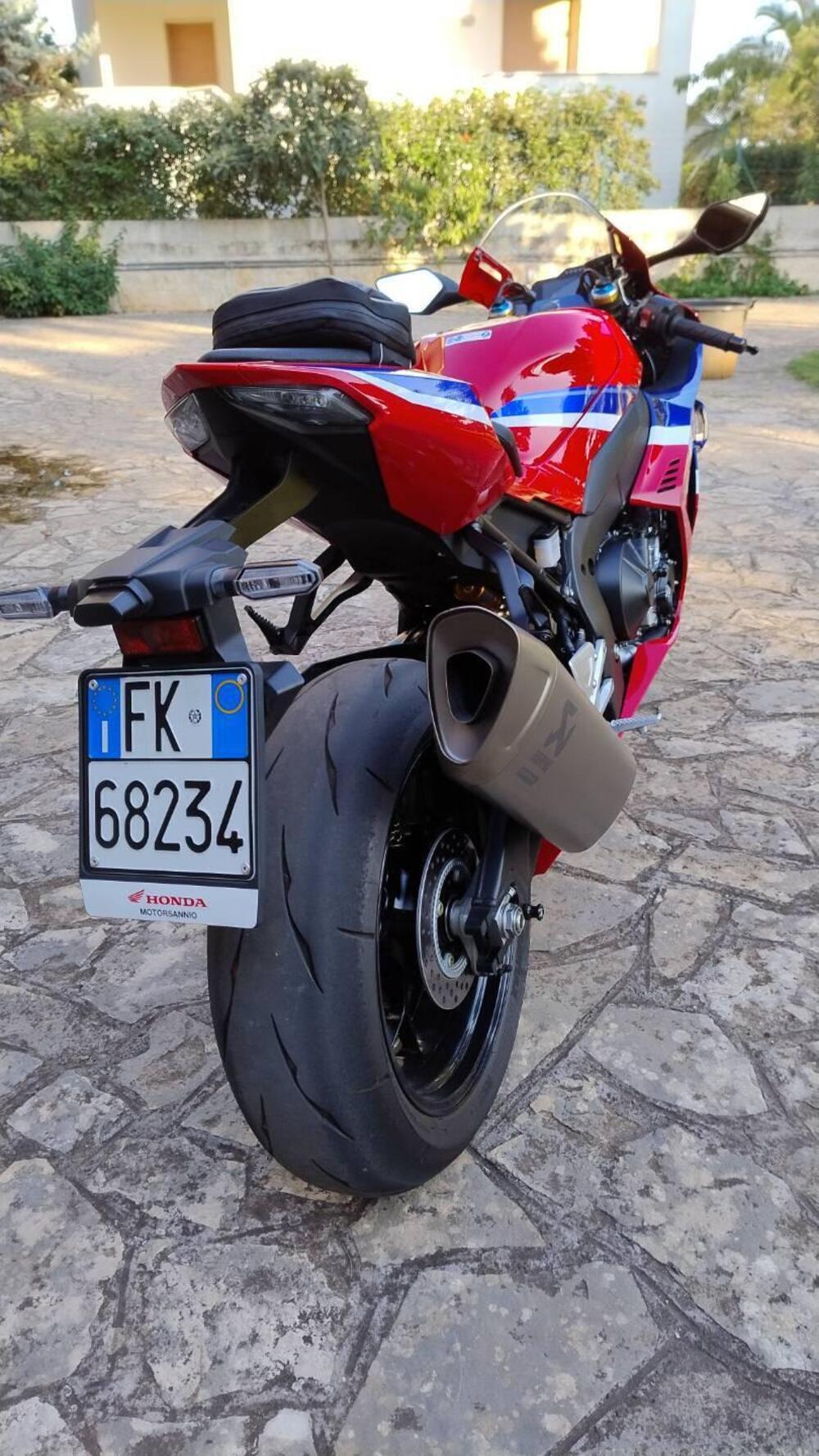 Honda CBR 1000 RR-R Fireblade SP (2024 - 26) (9)