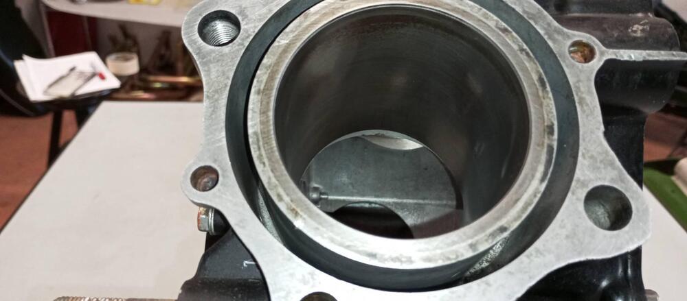 Carter motore Honda cx 500 turbo (4)