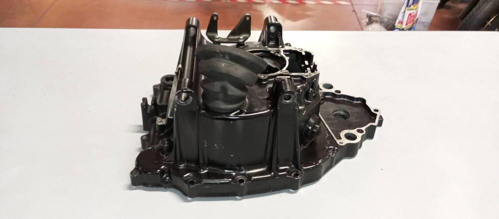CARTER USCITA CARDANO HONDA CX500 TURBO (4)