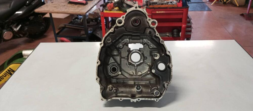 CARTER USCITA CARDANO HONDA CX500 TURBO (7)