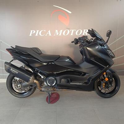 Yamaha T-Max 560 Tech Max (2022 - 24) usata