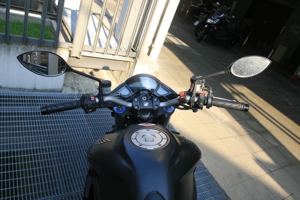 Honda CB 1000 R (2008 - 10) (3)