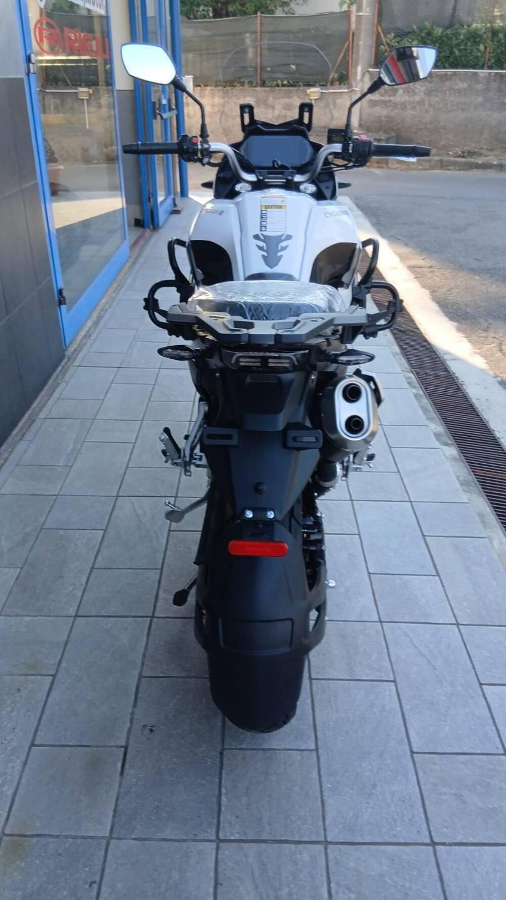 Cyclone RX600 (2025 - 26) (3)